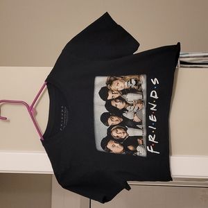 Cropped FRIENDS t-shirt